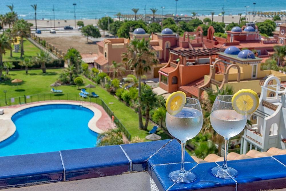 Hotel Iloftmalaga Atico Alamos 4*